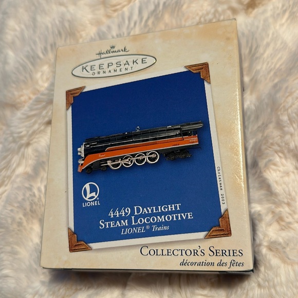 Hallmark Keepsake Ornament Lionel Train Series 4449 Daylight Locomotive NIB - Picture 1 of 2